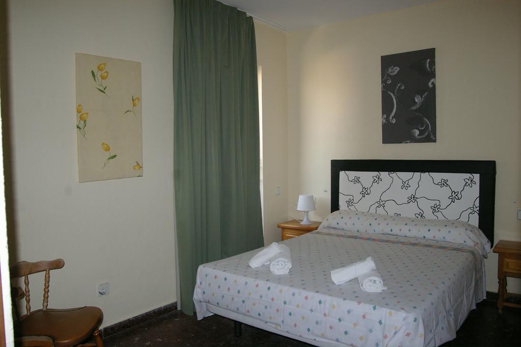 Apartamentos Torre Don Vicente - Arca Rent Бенидорм Стая снимка